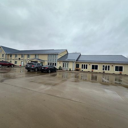 De Smet Super Deluxe Inn & Suites Экстерьер фото