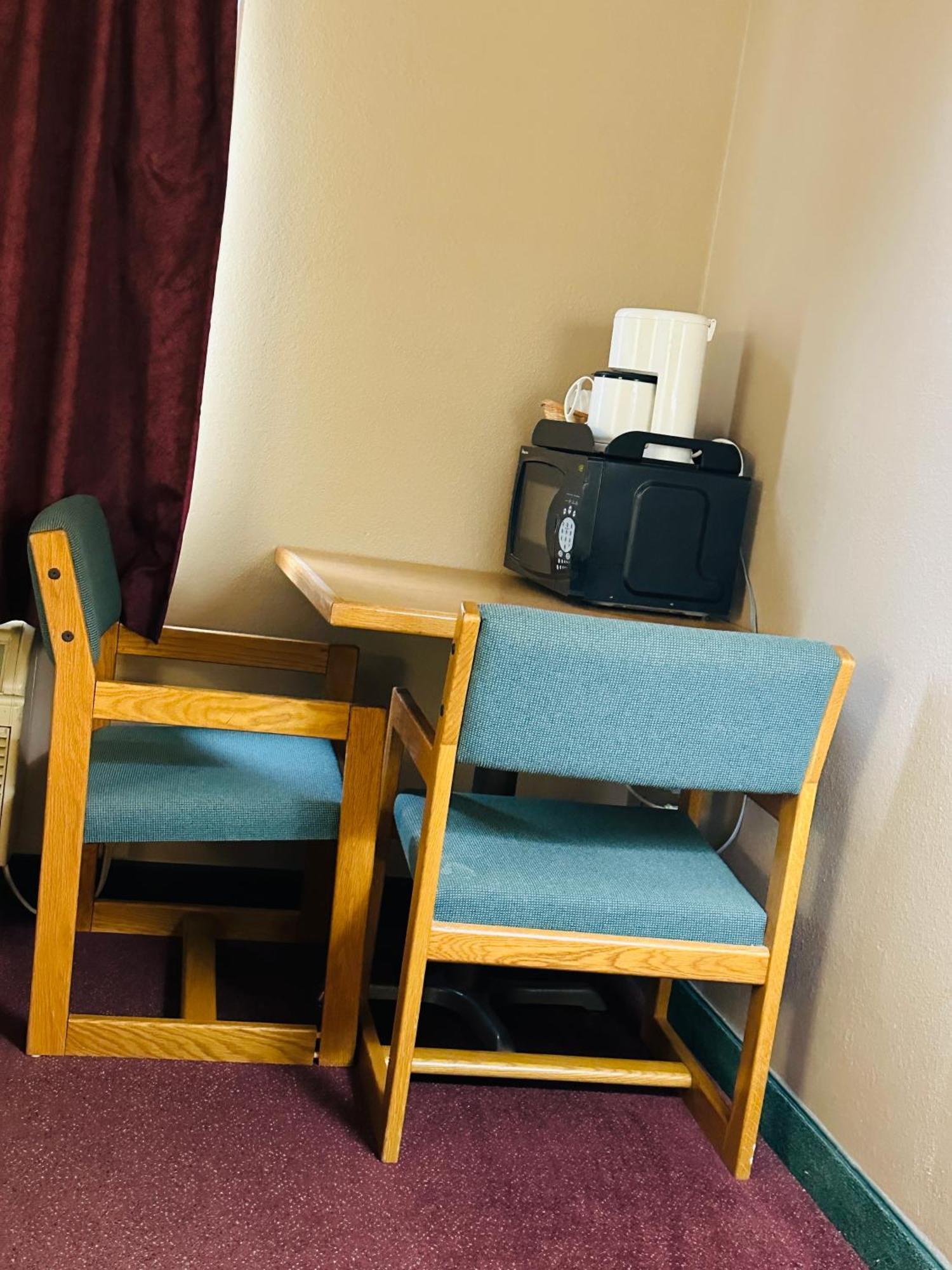 De Smet Super Deluxe Inn & Suites Экстерьер фото