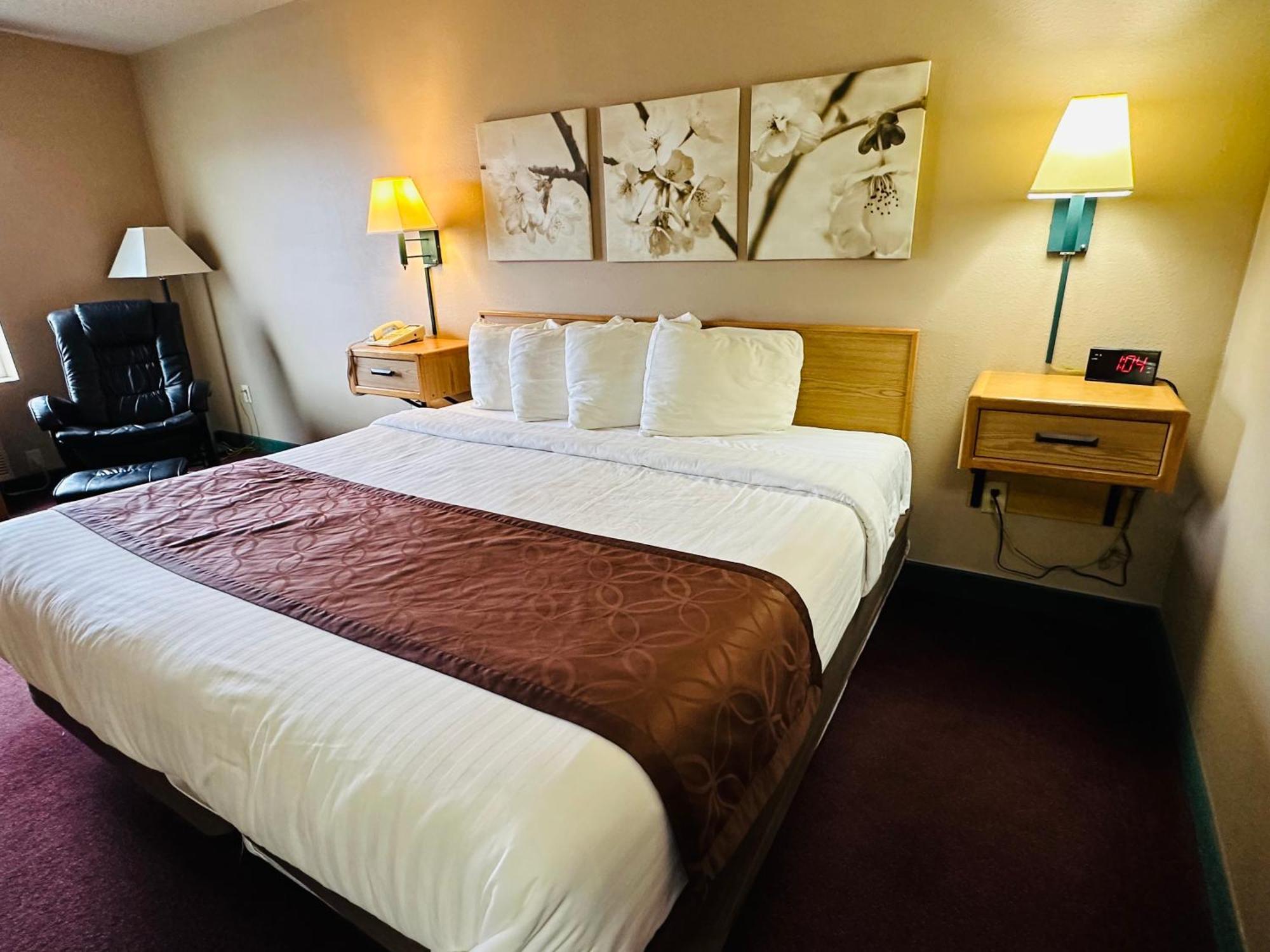 De Smet Super Deluxe Inn & Suites Экстерьер фото