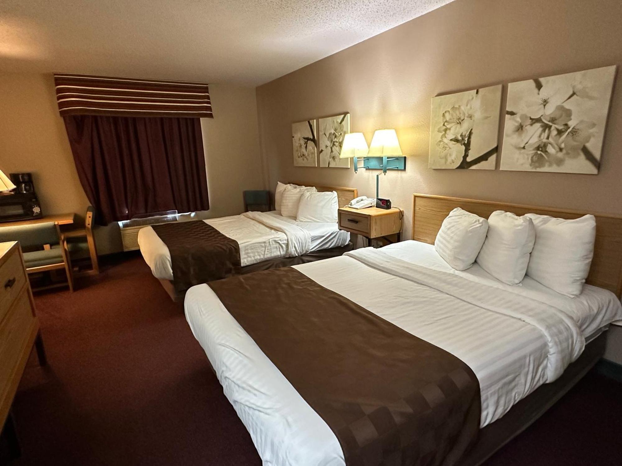 De Smet Super Deluxe Inn & Suites Экстерьер фото