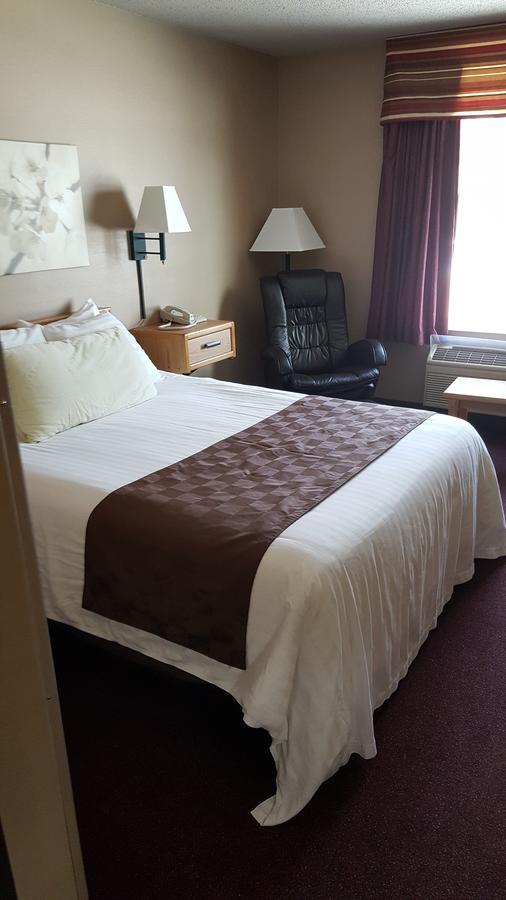 De Smet Super Deluxe Inn & Suites Экстерьер фото